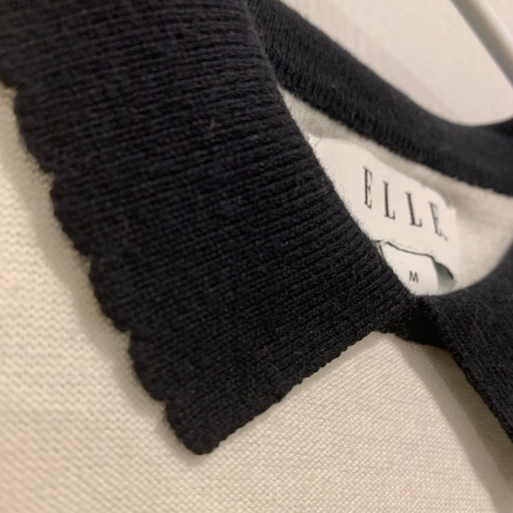 Short Puff-Sleeved Sweater with Honeycomb Pattern - Picture 4 of 10